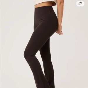 High-Waisted Brown yoga Pants
